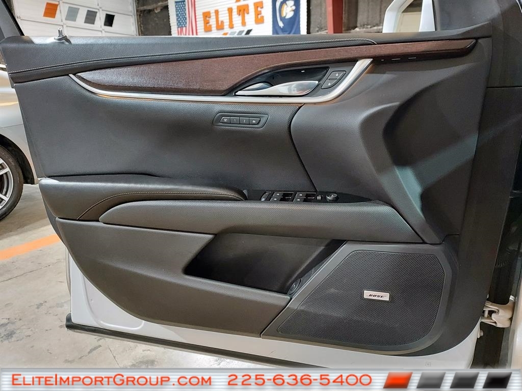 Cadillac XTS 4dr Sdn Luxury FWD 2019