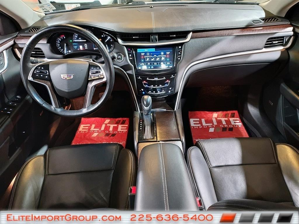 Cadillac XTS 4dr Sdn Luxury FWD 2019