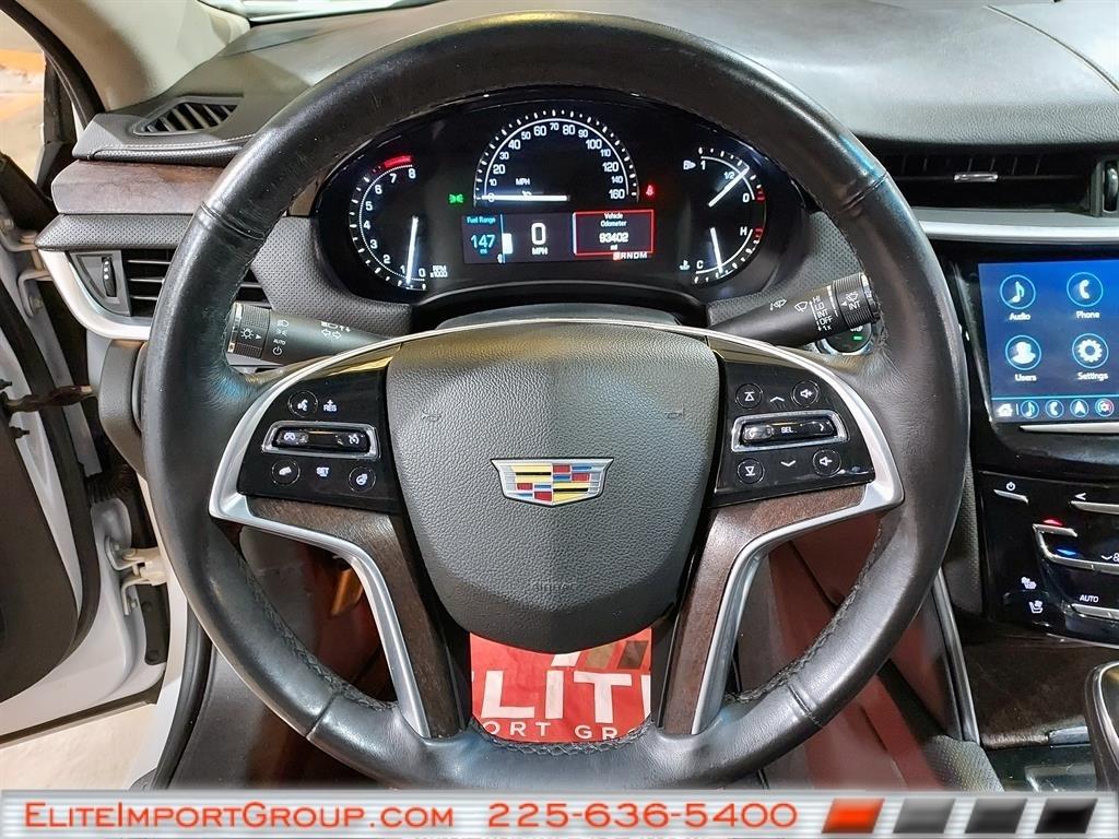 Cadillac XTS 4dr Sdn Luxury FWD 2019