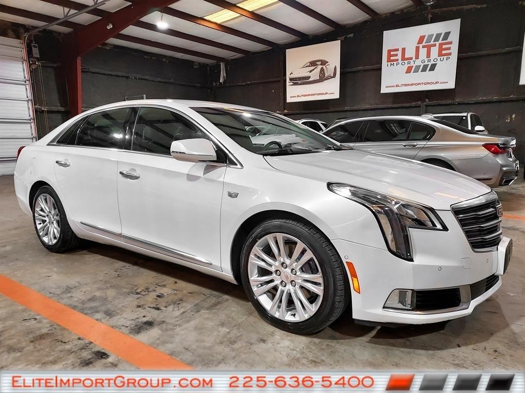 Cadillac XTS 4dr Sdn Luxury FWD 2019
