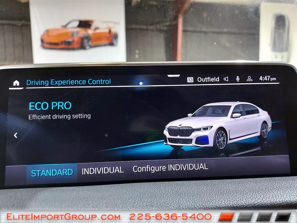 BMW 7 Series 740i Sedan 2021