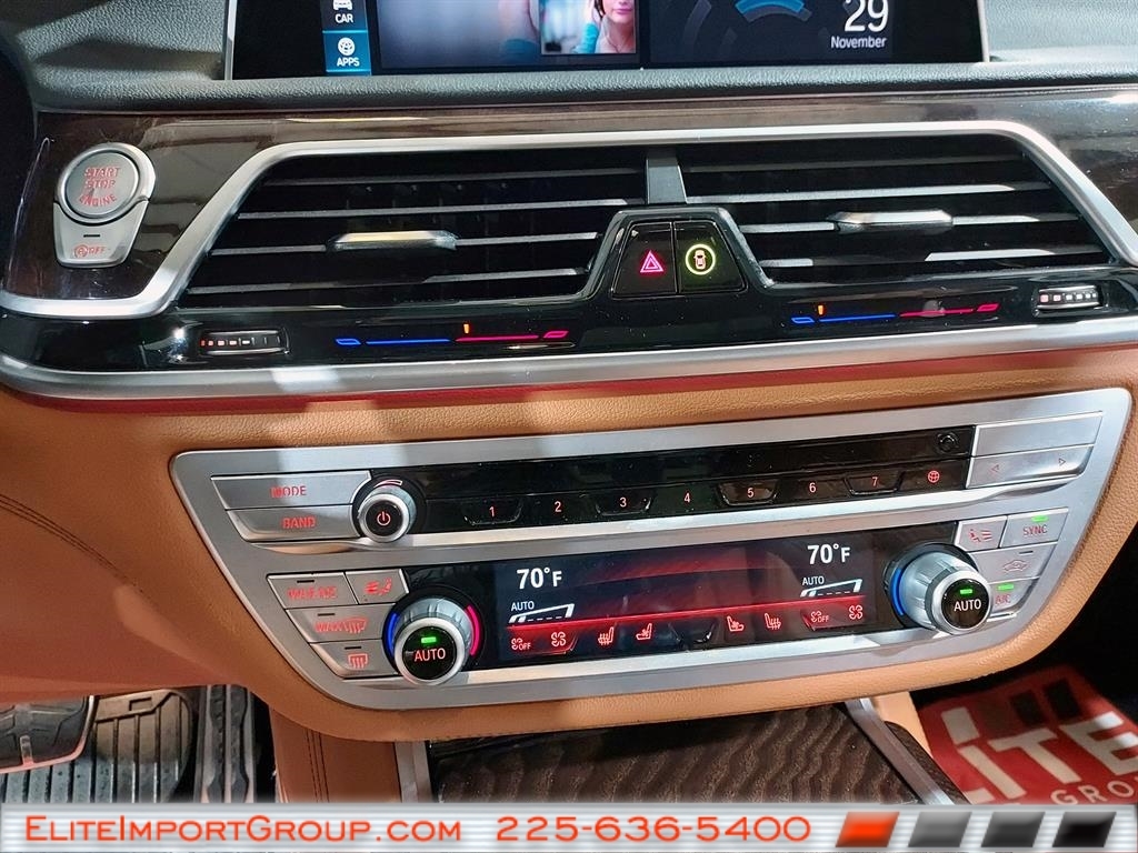 BMW 7 Series 740i Sedan 2021