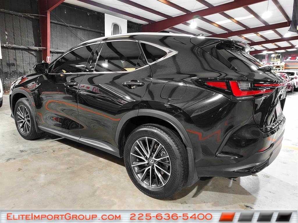 Lexus NX NX 250 Premium FWD 2025