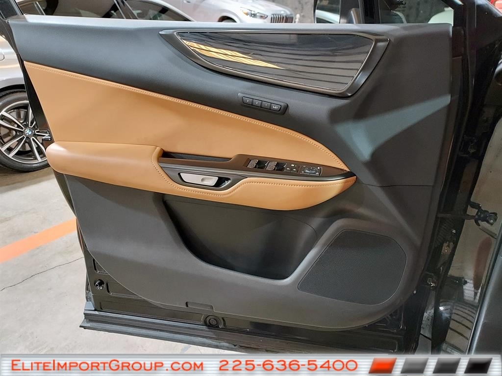 Lexus NX NX 250 Premium FWD 2025