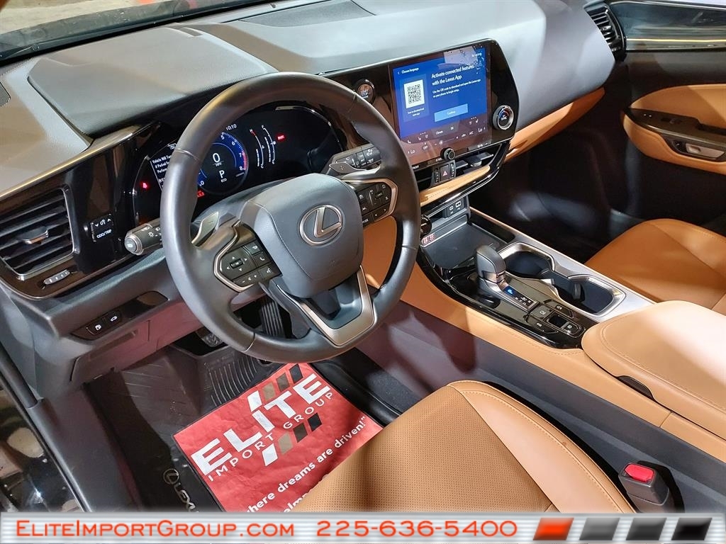 Lexus NX NX 250 Premium FWD 2025
