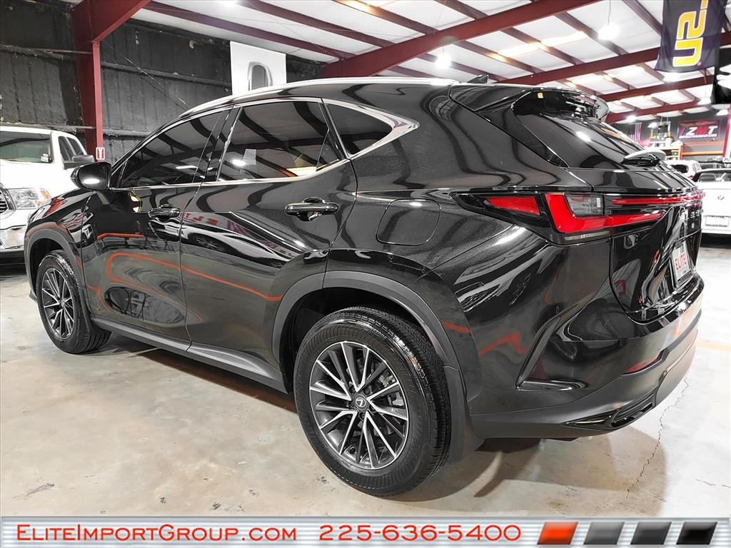 Lexus NX NX 250 Premium FWD 2025