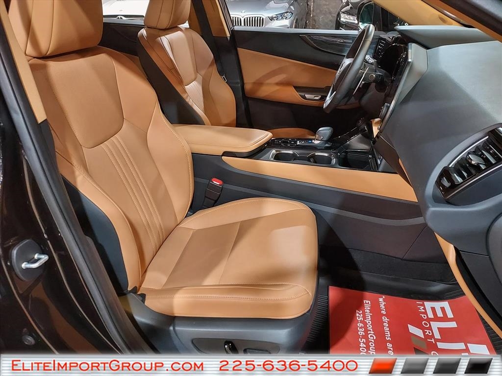 Lexus NX NX 250 Premium FWD 2025