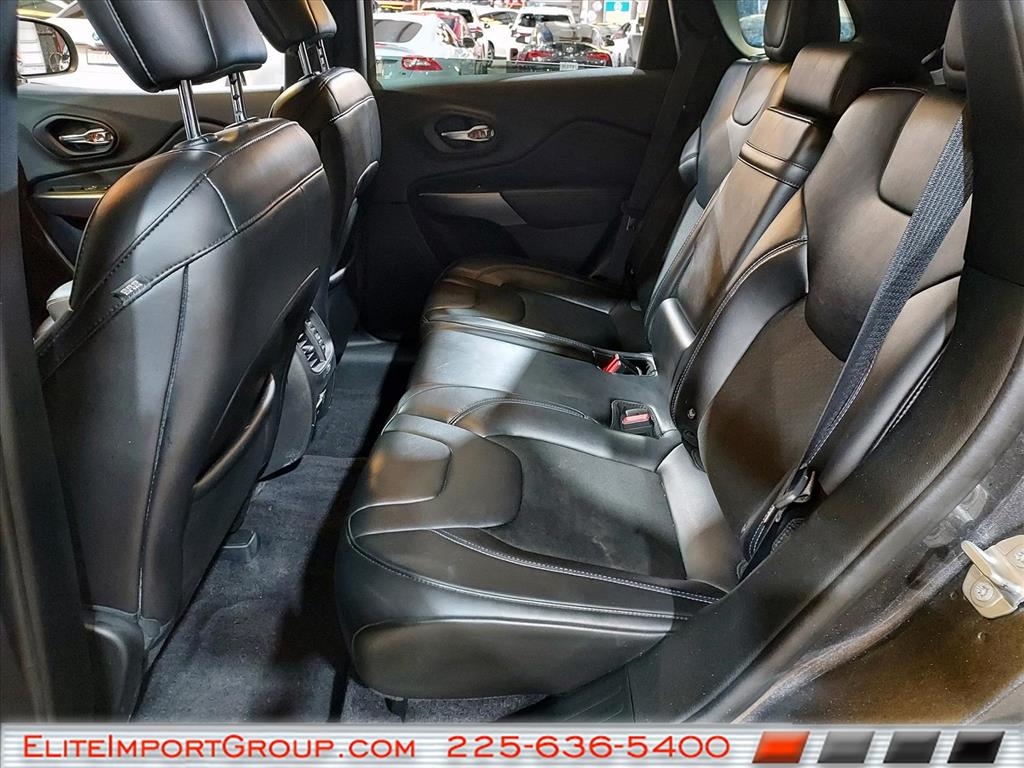 Jeep Cherokee Latitude Plus FWD 2019