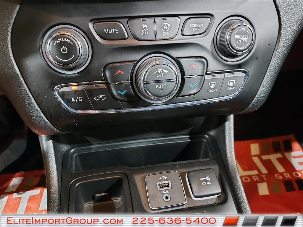 Jeep Cherokee Latitude Plus FWD 2019