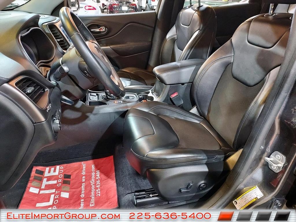 Jeep Cherokee Latitude Plus FWD 2019