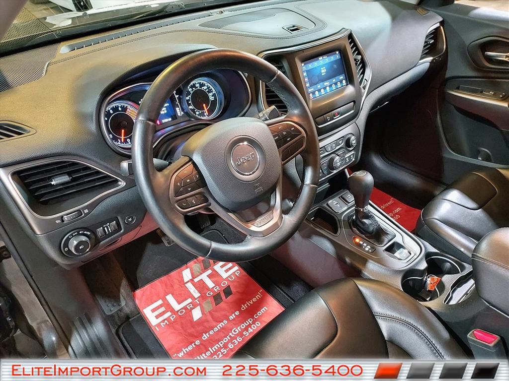 Jeep Cherokee Latitude Plus FWD 2019