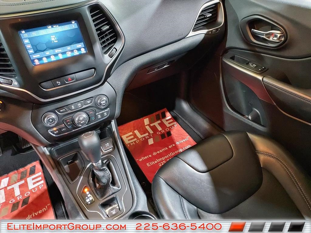 Jeep Cherokee Latitude Plus FWD 2019