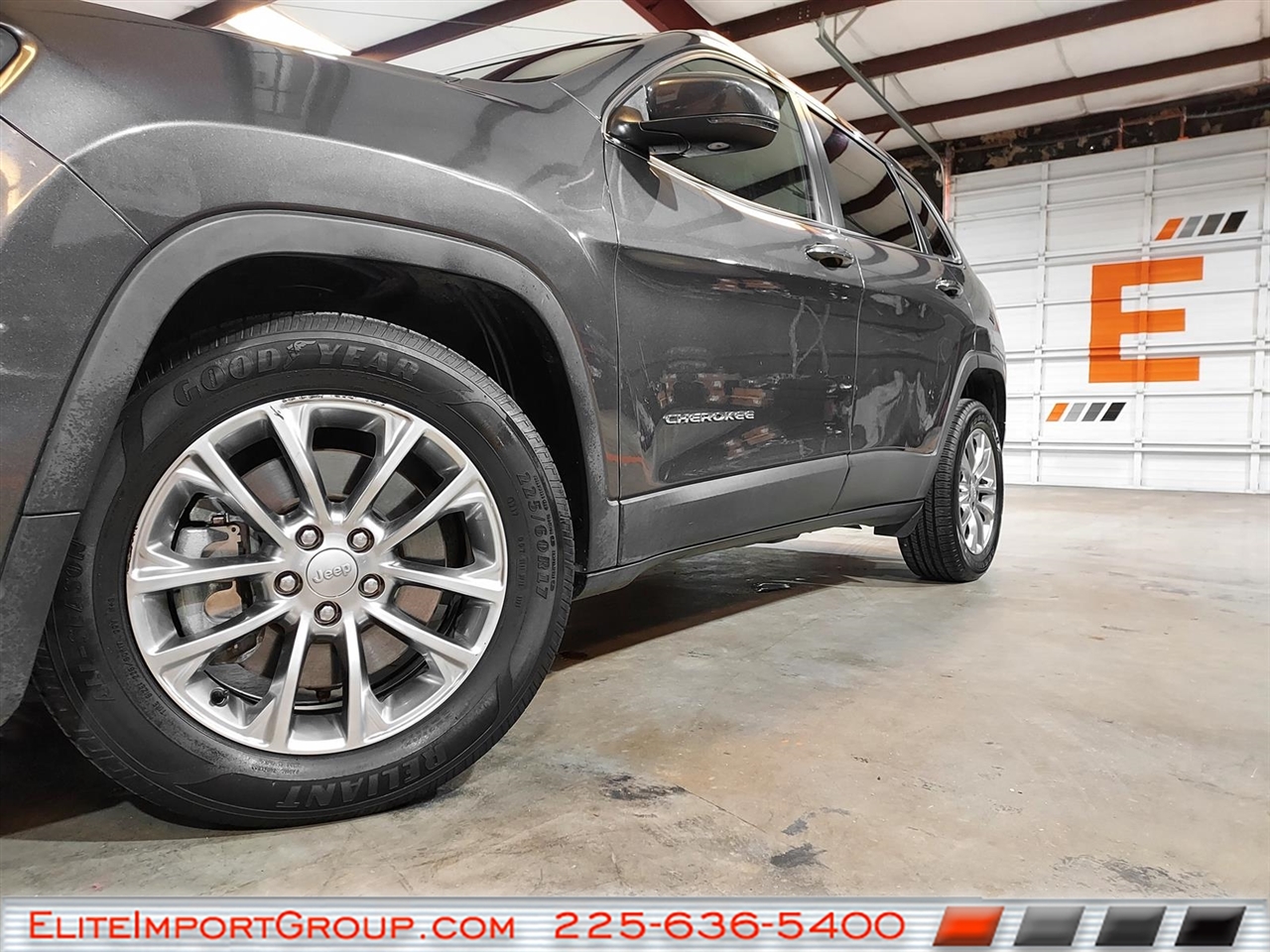 Jeep Cherokee Latitude Plus FWD 2019