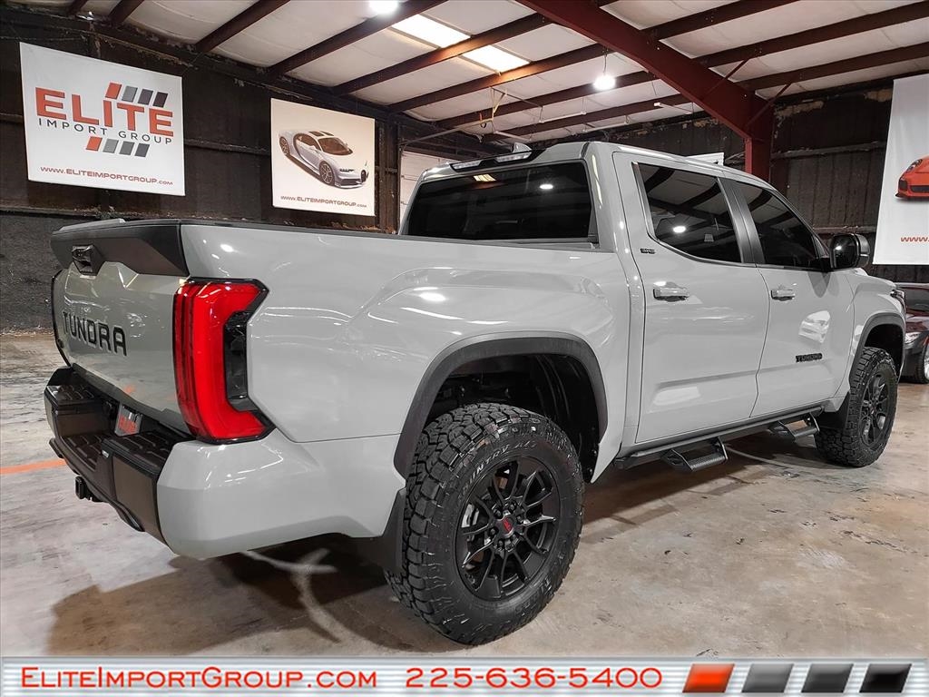 Toyota Tundra 4WD SR5 CrewMax 5.5' Bed (Natl) 2024