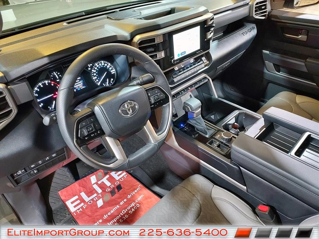 Toyota Tundra 4WD SR5 CrewMax 5.5' Bed (Natl) 2024