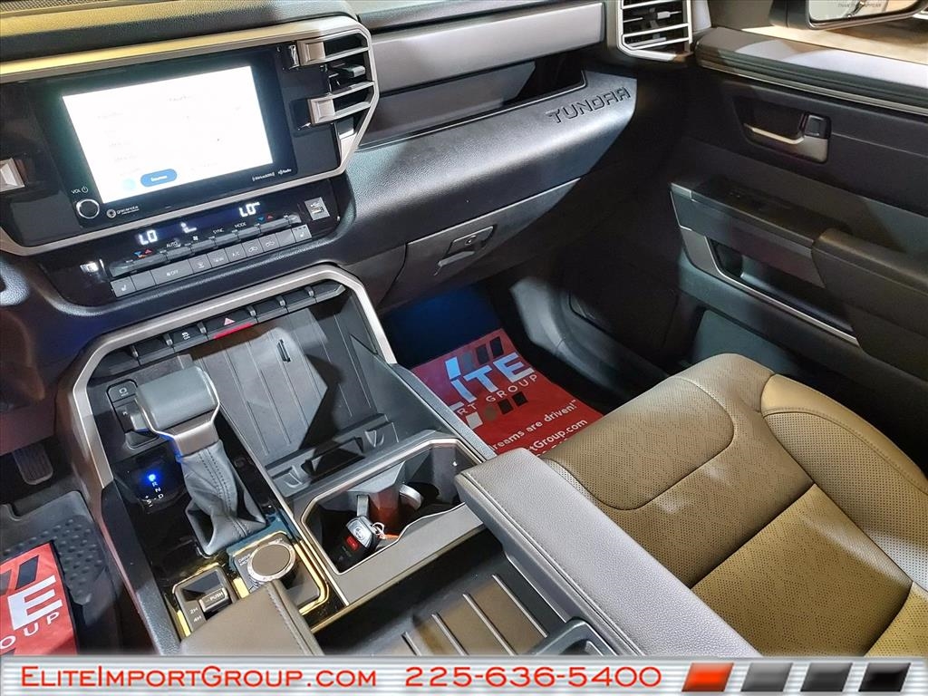 Toyota Tundra 4WD SR5 CrewMax 5.5' Bed (Natl) 2024