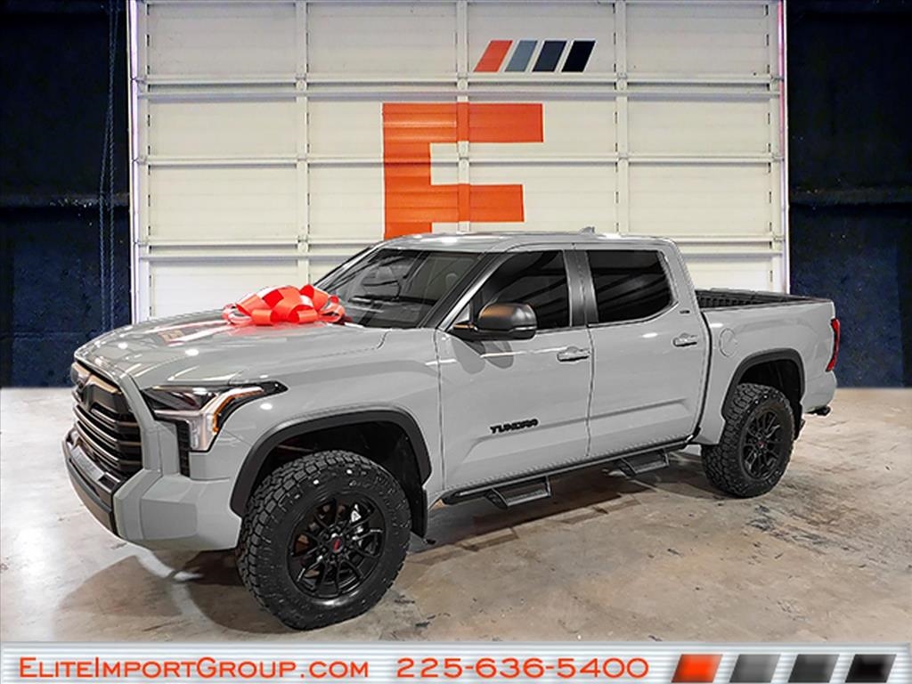 Toyota Tundra 4WD SR5 CrewMax 5.5' Bed (Natl) 2024