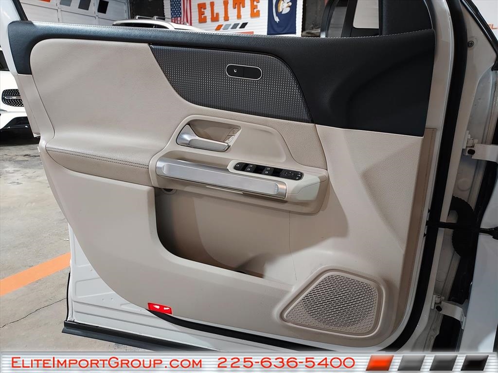 Mercedes-Benz GLB GLB 250 SUV 2022