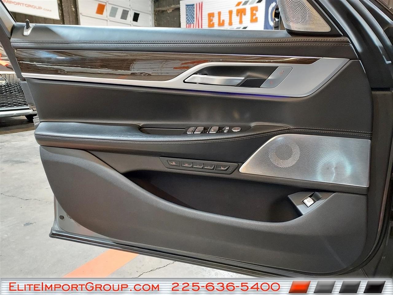 BMW 7 Series 750i xDrive Sedan 2022