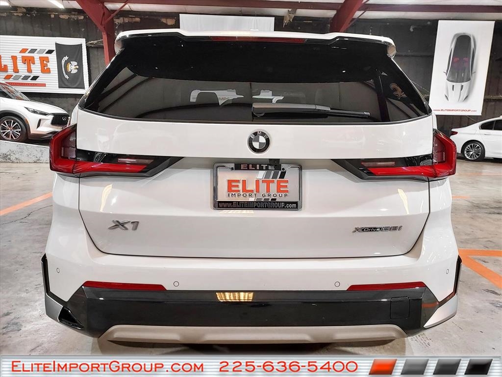 BMW X1 xDrive28i Sports Activity Vehicle 2023