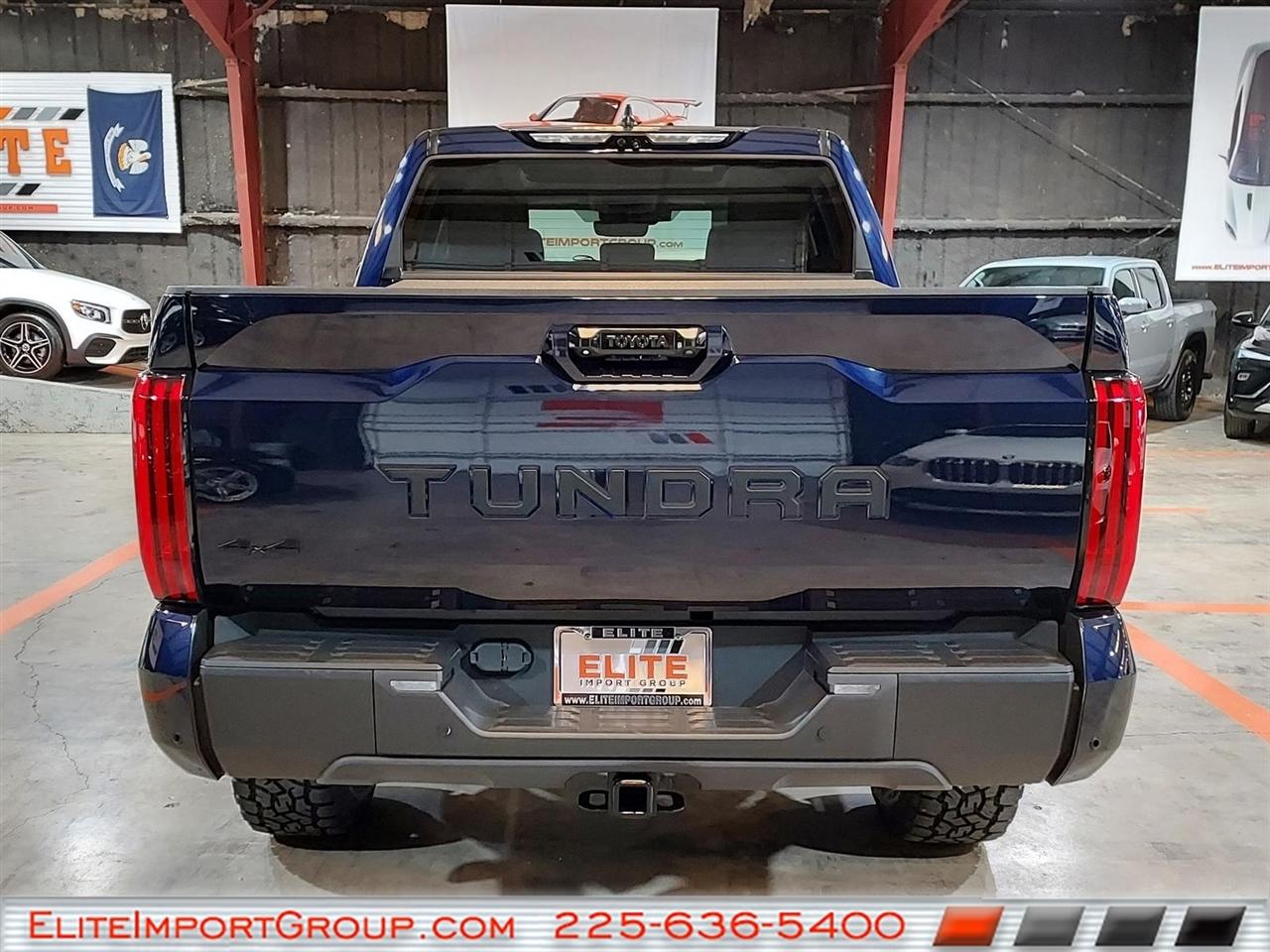 Toyota Tundra 4WD Platinum CrewMax 5.5' Bed (Natl) 2024