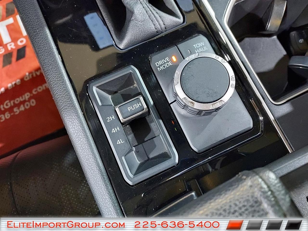 Toyota Tundra 4WD Platinum CrewMax 5.5' Bed (Natl) 2024