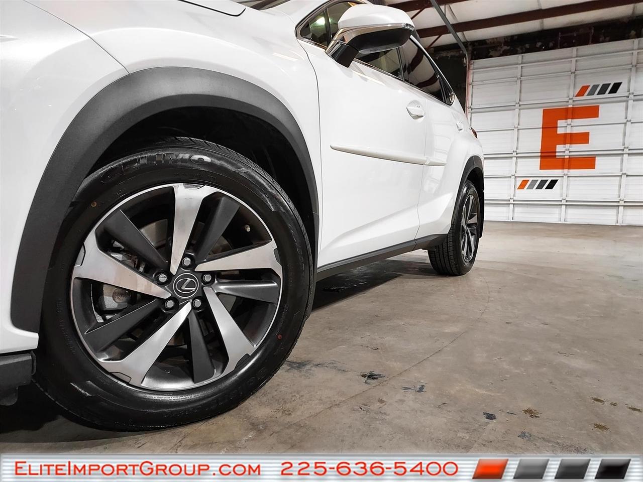 Lexus NX NX 300 FWD 2020