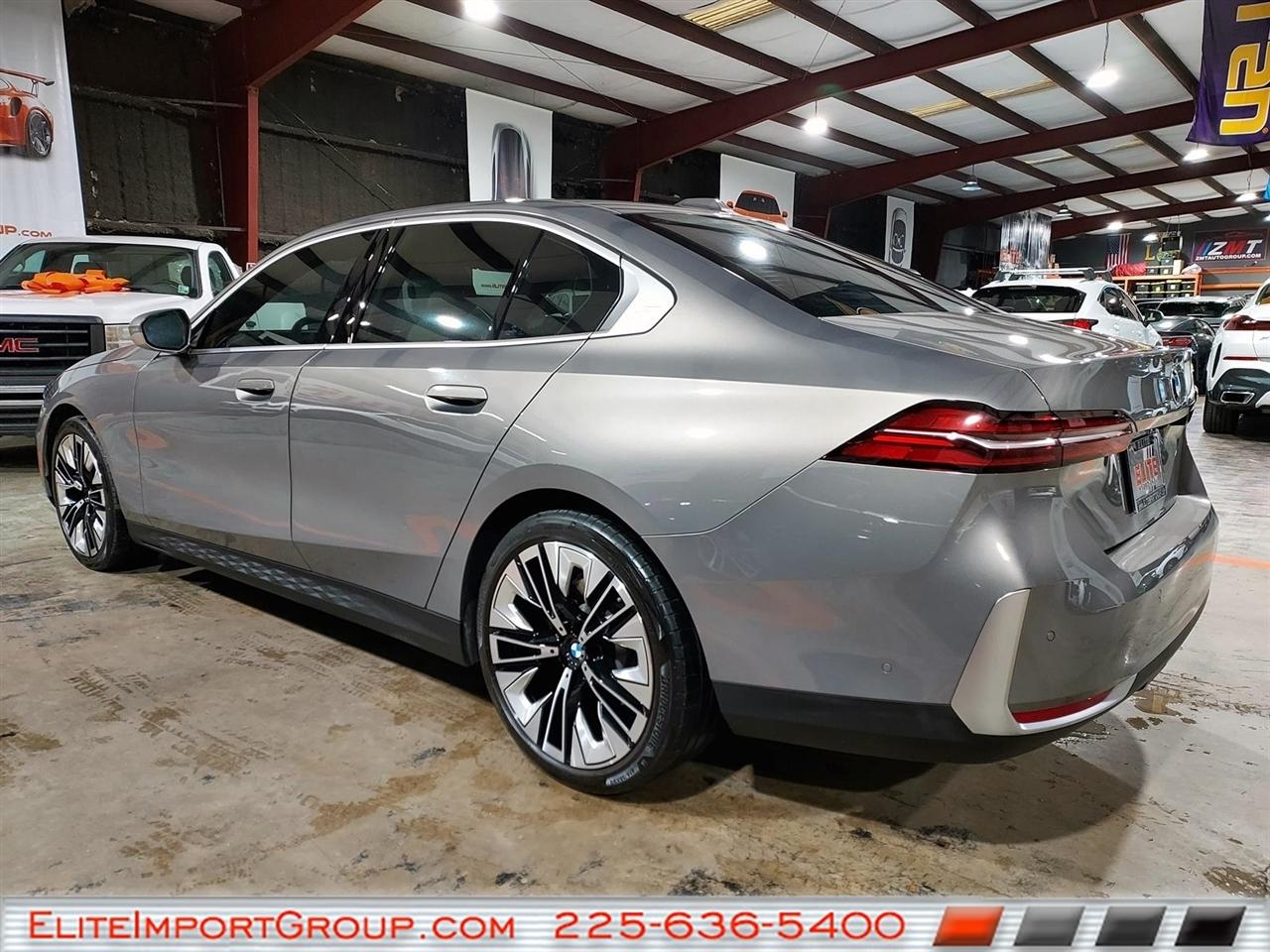 BMW 5 Series 530i Sedan 2025