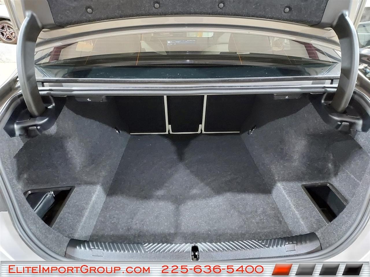 BMW 5 Series 530i Sedan 2025