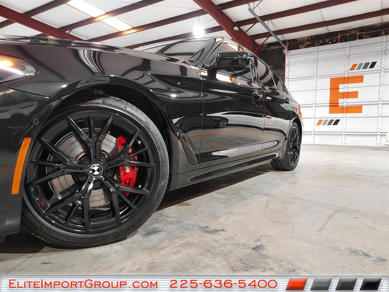 BMW 5 Series 530i Sedan 2023