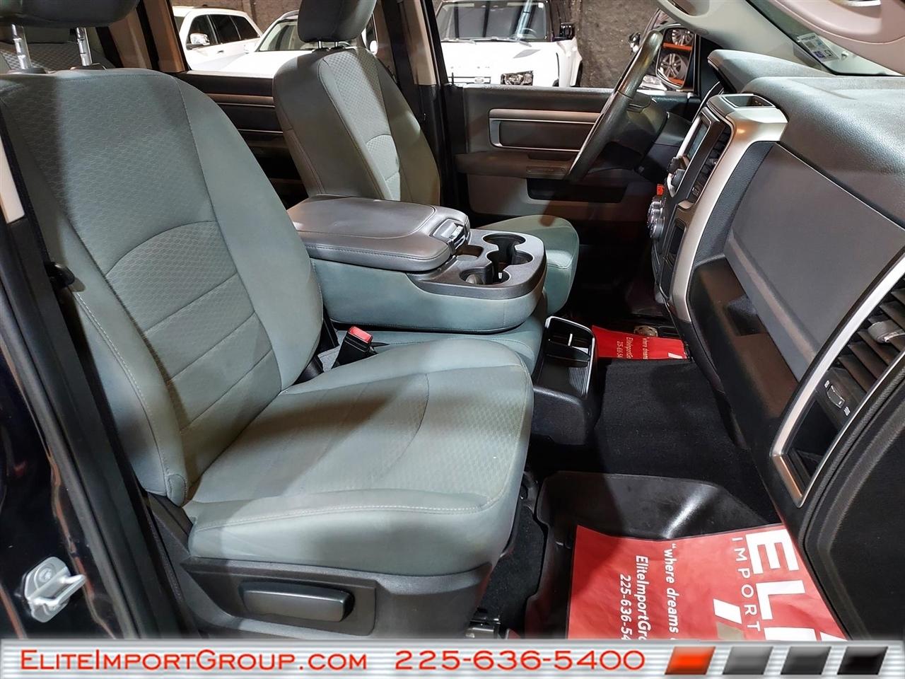 RAM 1500 Classic SLT 4x2 Crew Cab 6'4" Box 2020