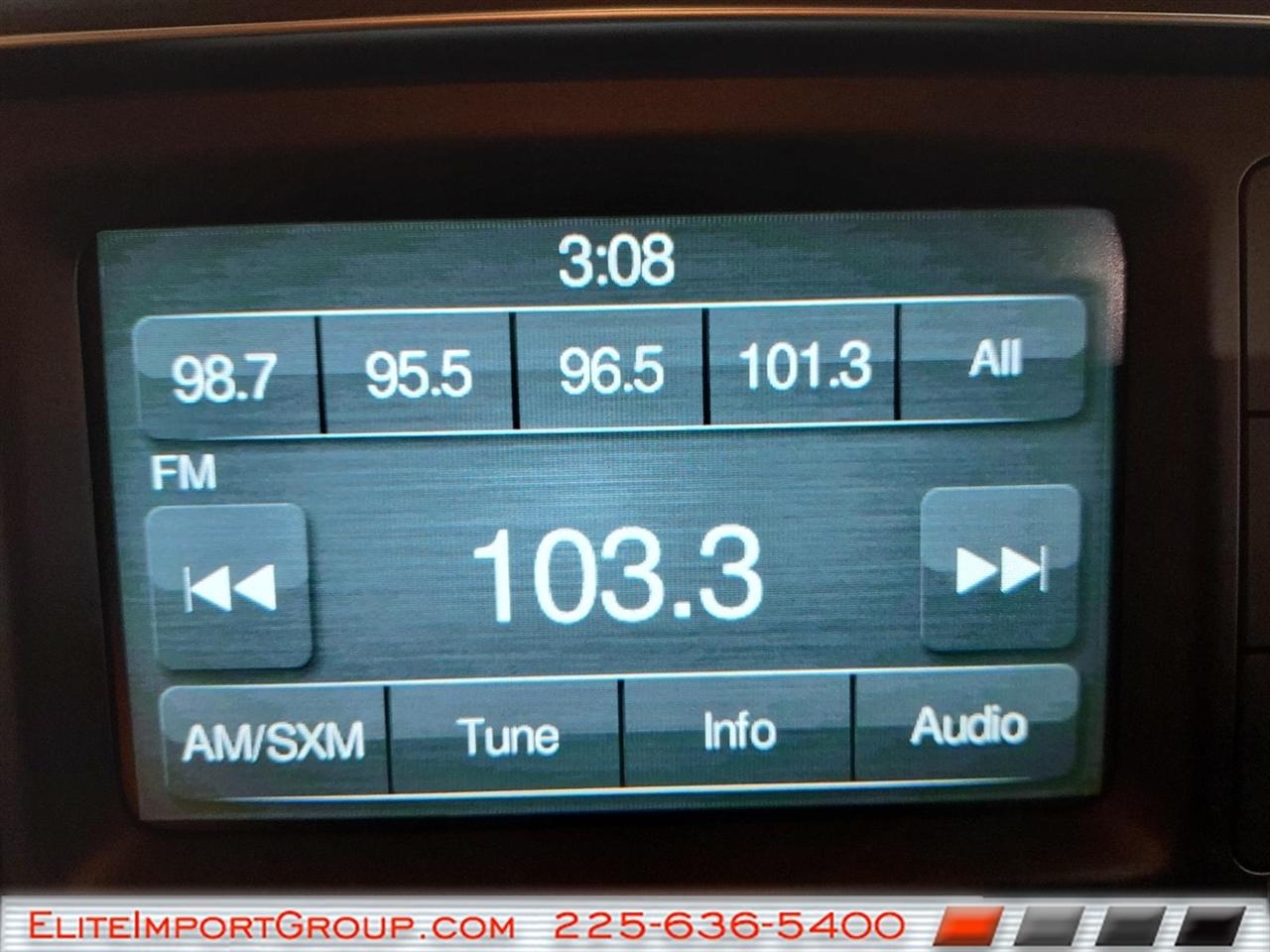 RAM 1500 Classic SLT 4x2 Crew Cab 6'4" Box 2020