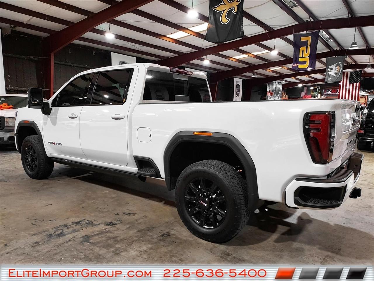 GMC Sierra 2500HD 4WD Crew Cab 159" AT4 2024