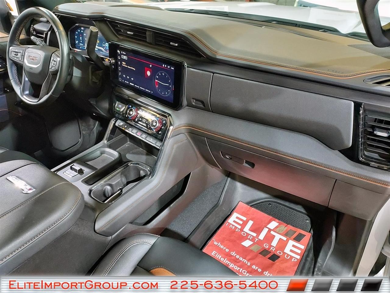 GMC Sierra 2500HD 4WD Crew Cab 159" AT4 2024