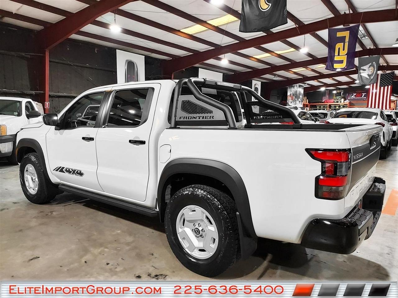 Nissan Frontier Crew Cab 4x4 SV 2024