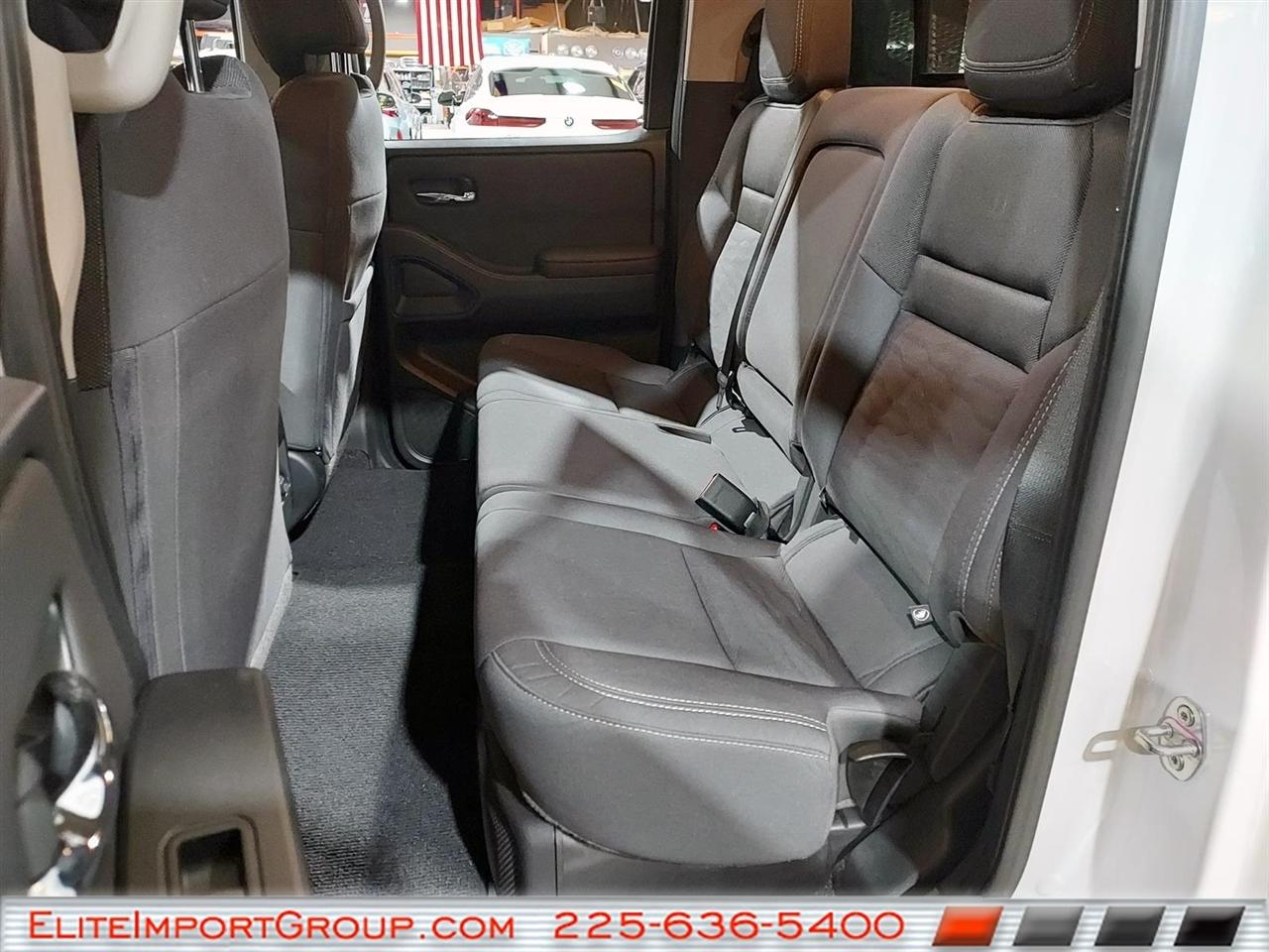 Nissan Frontier Crew Cab 4x4 SV 2024