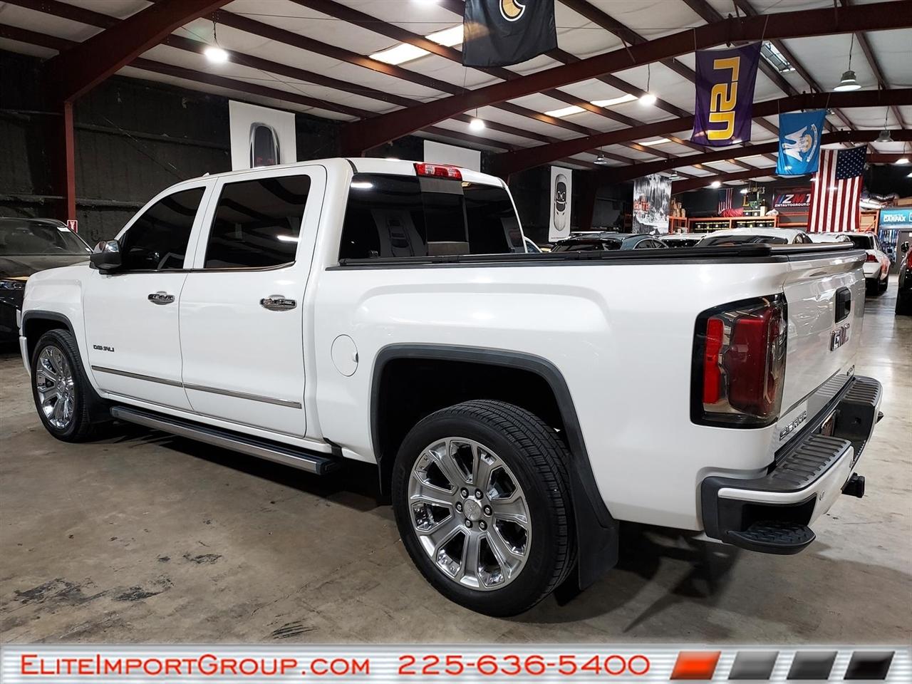 GMC Sierra 1500 4WD Crew Cab 143.5" Denali 2017