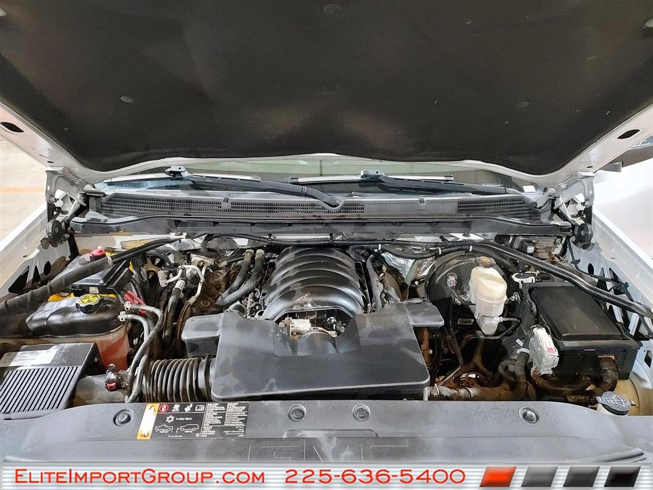 GMC Sierra 1500 4WD Crew Cab 143.5" Denali 2017