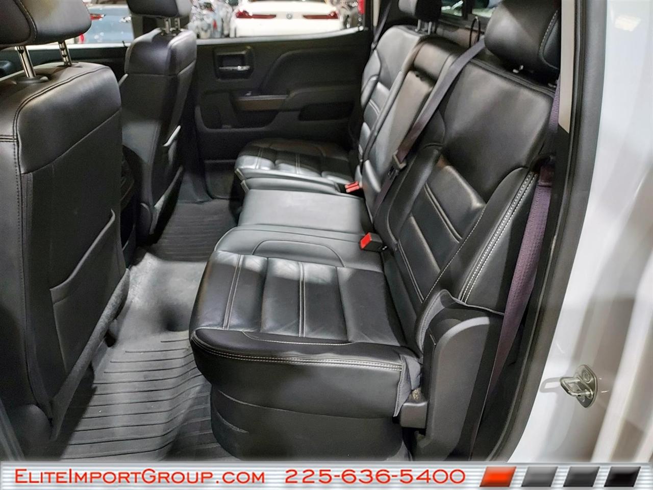 GMC Sierra 1500 4WD Crew Cab 143.5" Denali 2017