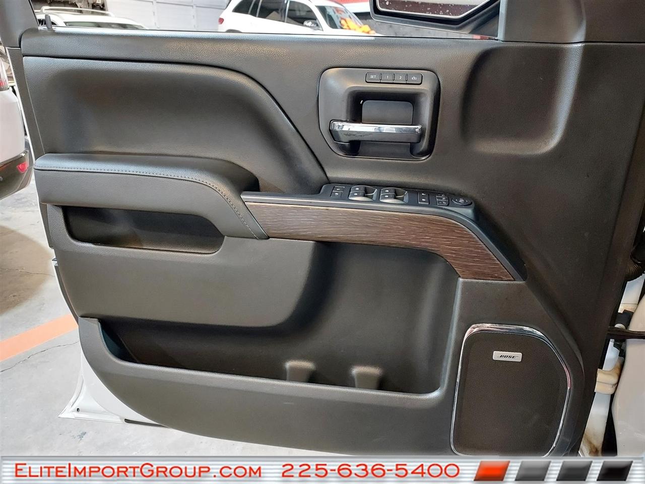 GMC Sierra 1500 4WD Crew Cab 143.5" Denali 2017