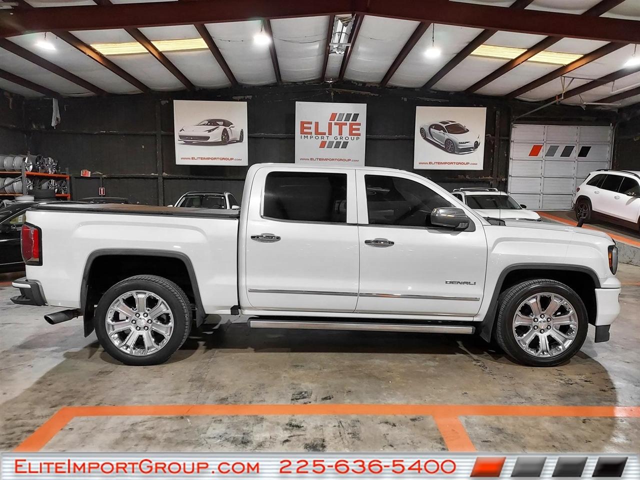GMC Sierra 1500 4WD Crew Cab 143.5" Denali 2017