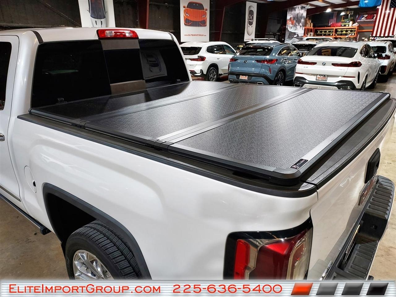 GMC Sierra 1500 4WD Crew Cab 143.5" Denali 2017