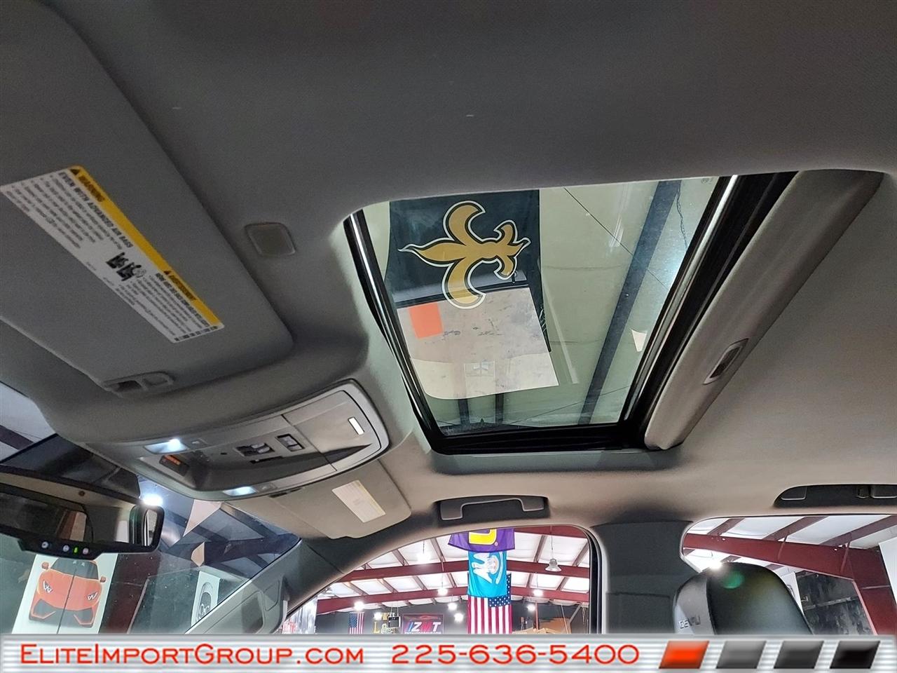 GMC Sierra 1500 4WD Crew Cab 143.5" Denali 2017