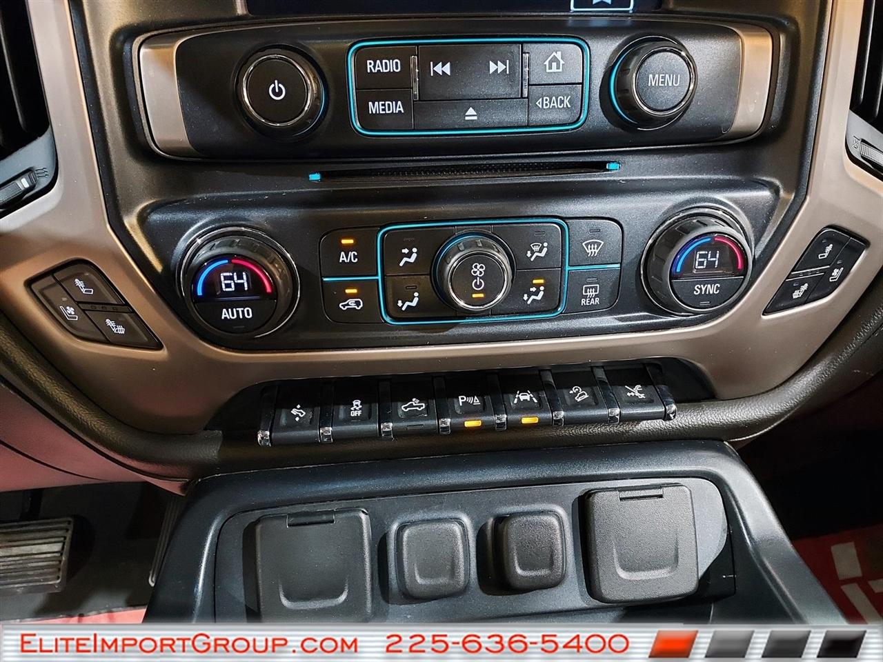 GMC Sierra 1500 4WD Crew Cab 143.5" Denali 2017