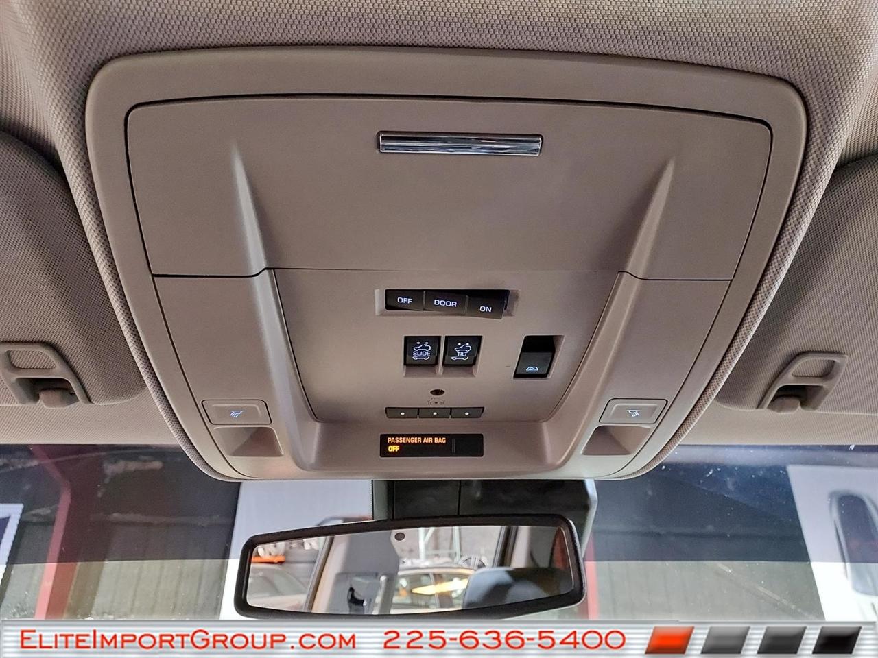 GMC Sierra 1500 4WD Crew Cab 143.5" Denali 2017