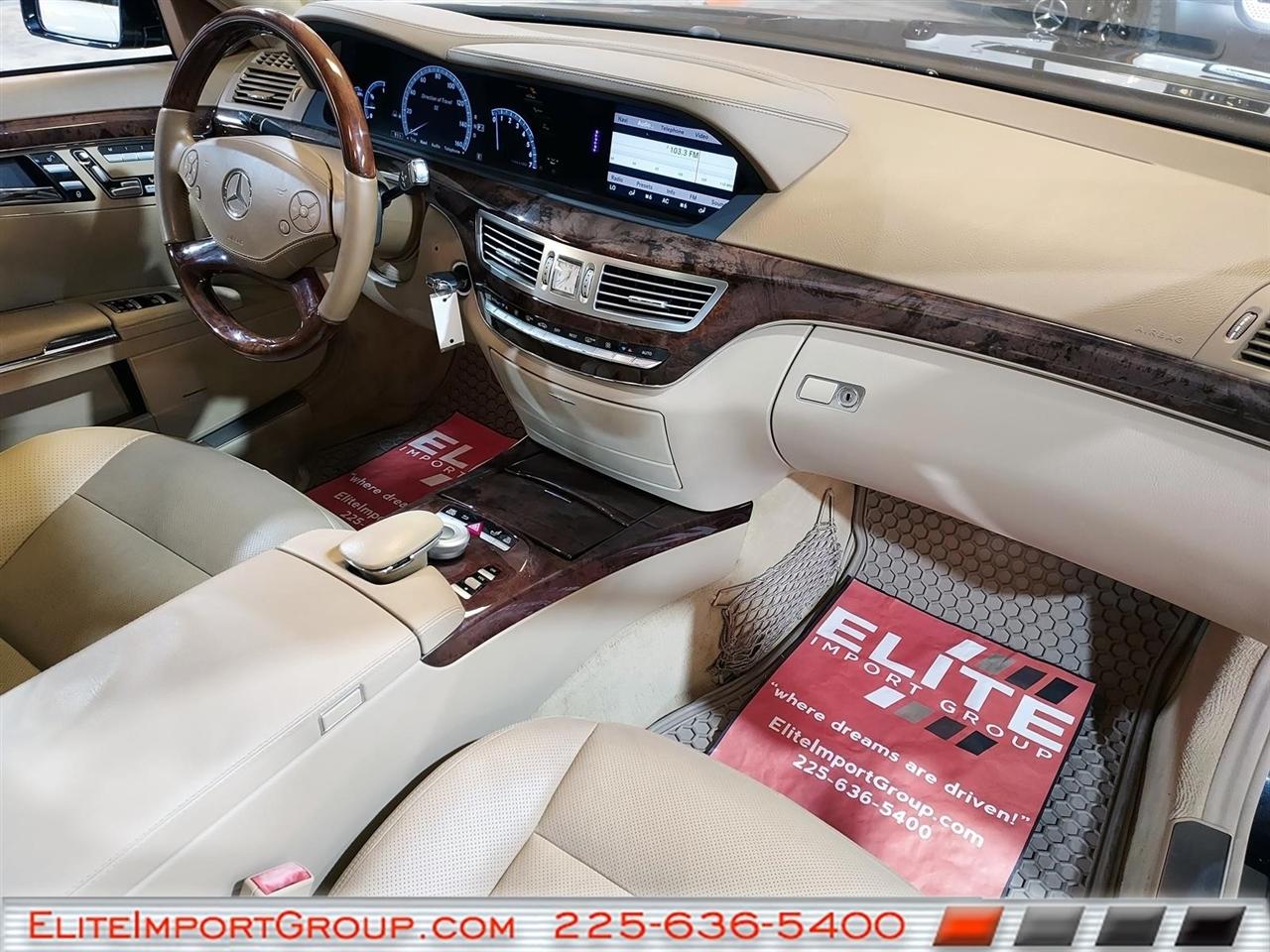 Mercedes-Benz S-Class 4dr Sdn S 550 RWD 2011