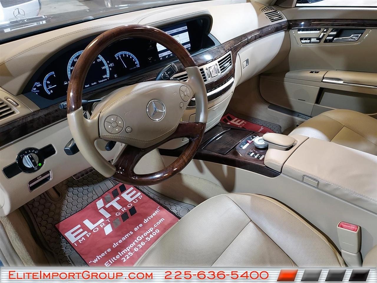 Mercedes-Benz S-Class 4dr Sdn S 550 RWD 2011