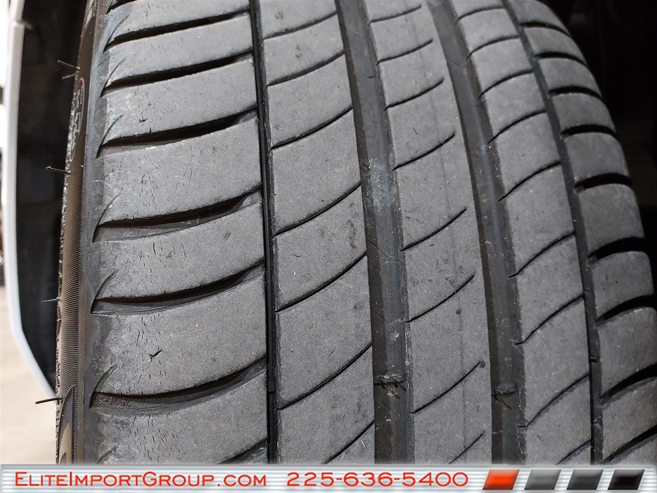 BMW 6 Series 4dr Sdn 640i RWD Gran Coupe 2014