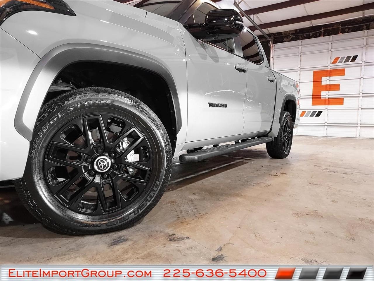 Toyota Tundra 4WD Platinum CrewMax 5.5' Bed (Natl) 2024