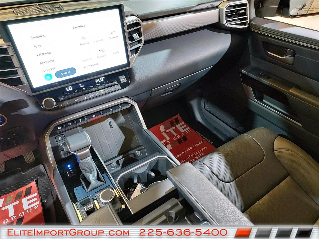 Toyota Tundra 4WD Platinum CrewMax 5.5' Bed (Natl) 2024